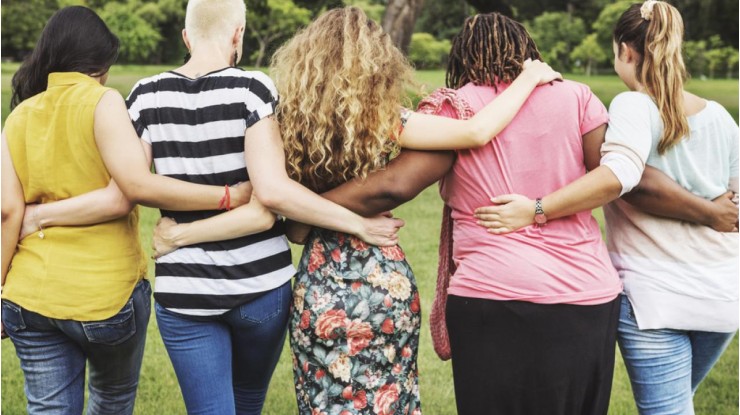 Junto a ellas por la libertad y la igualdad